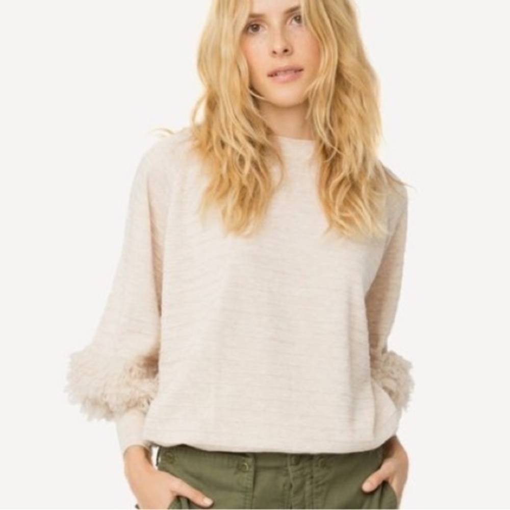 The Great neutral knit sweater decorative sleeve detail size 3 Large